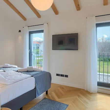 Krostula Holiday home *